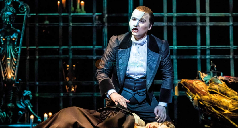 The Phantom of the Opera Show in London - Her Majesty’s Theatre - JTR Holidays