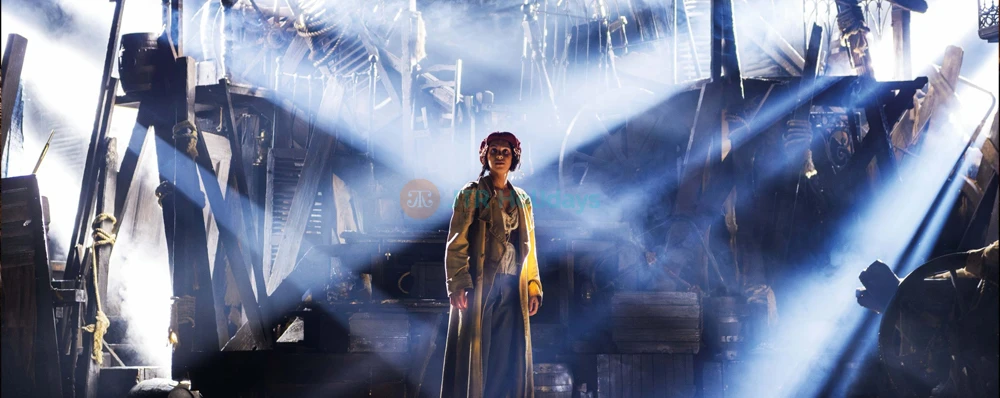 Les Misérables London Tickets - Sondheim Theatre West End Musical - JTR Holidays - Image 3 of 5