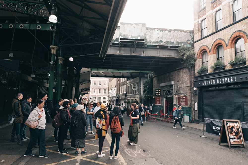 Harry Potter Evening Tour with a Boat Ride in London - Image 2 of 5