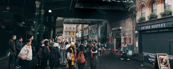 Harry Potter Evening Tour with Boat Ride in London - Magical Walking Adventure - JTR Holidays