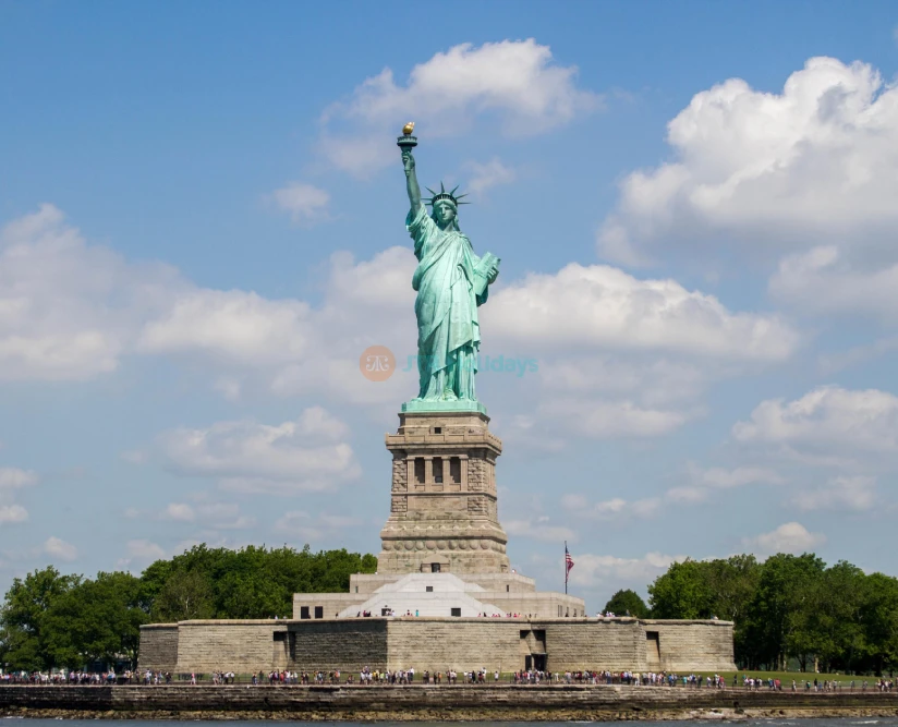 Liberty Super Express Cruise - Circle Line Sightseeing New York - JTR Holidays - Image 2 of 5