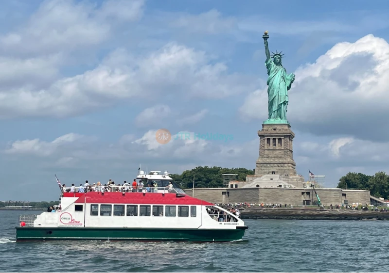 New York Landmarks Cruise by Circle Line