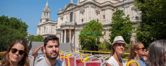 Tootbus London Hop-On Hop-Off Bus - Visit Top Attractions Easily - JTR Holidays