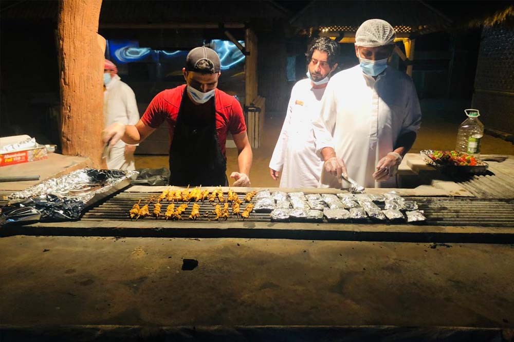 Dinner In The Desert - Image 3 of 11