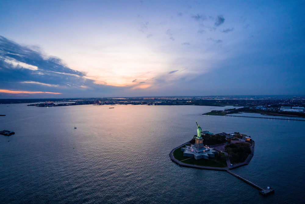 New York City Scenic Helicopter Tour from Westchester - Image 3 of 5