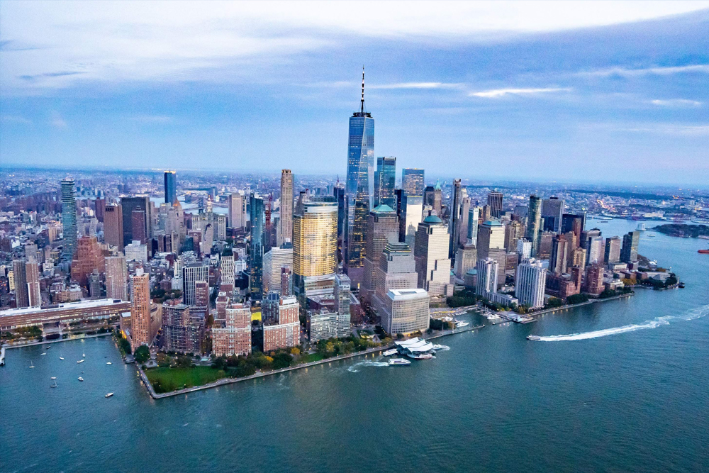 New York City Scenic Helicopter Tour from Westchester - Experience stunning aerial views with the New York City Scenic Helicopter Tour from Westchester. Fly over iconic landmarks like the Statue of Liberty, Central Park, and the Empire State Building. This NYC helicopter tour offers a unique way to see the city, with 30 or 45-minute flight options for unforgettable skyline views. Perfect for visitors looking to explore New York City from a new perspective. New York City Scenic Helicopter Tour from Westchester - Image 4 of 5