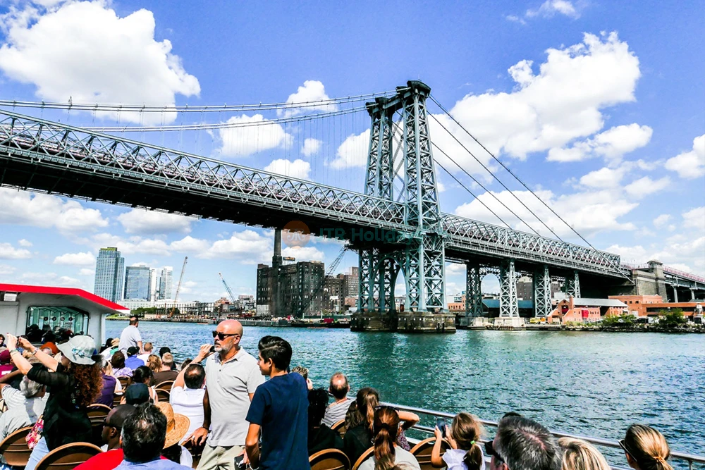 Best of New York City Sightseeing Cruise - 2.5-Hour Circle Line Tour - JTR Holidays