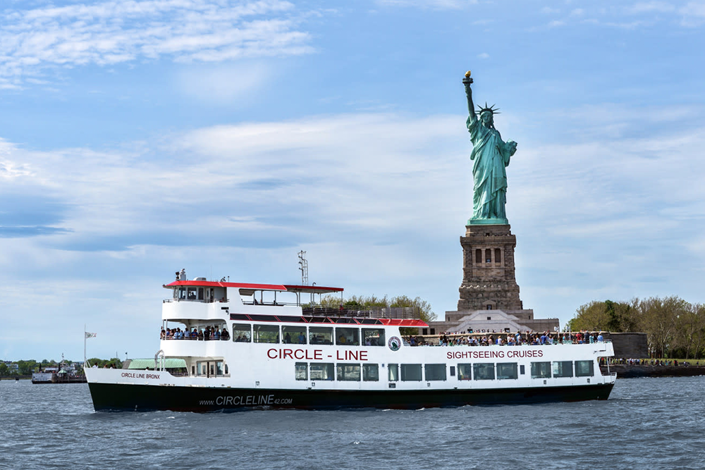 Liberty Midtown Cruise In New York - Image 1 of 8