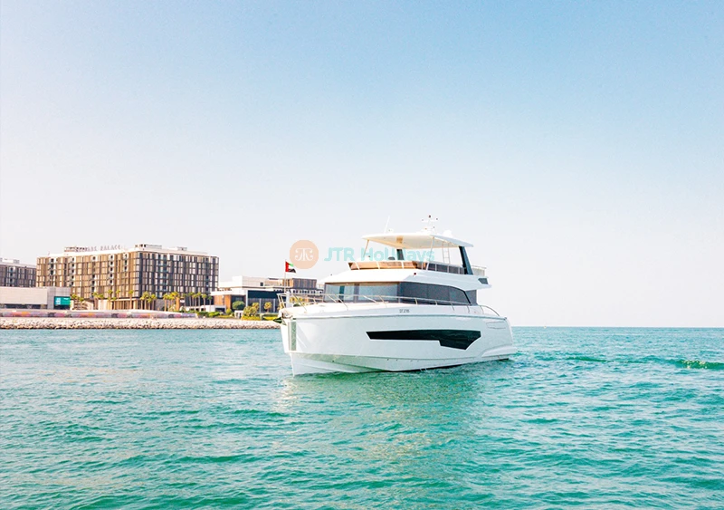 Gala Rental Yacht Dubai - 62 FT