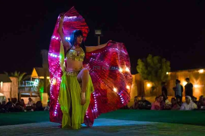 Dinner in the desert - Desert safari Experience without Dune Bashing | JTR Holidays - Image 9 of 11