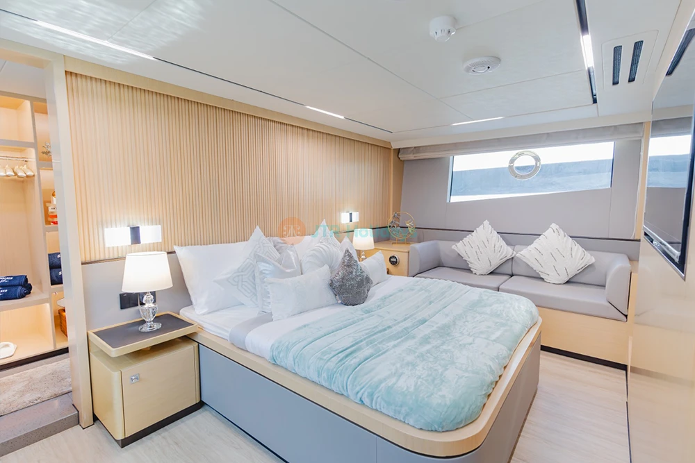 Gala Yacht Rental Dubai – 62 FT Luxury Private Cruise - JTR Holidays