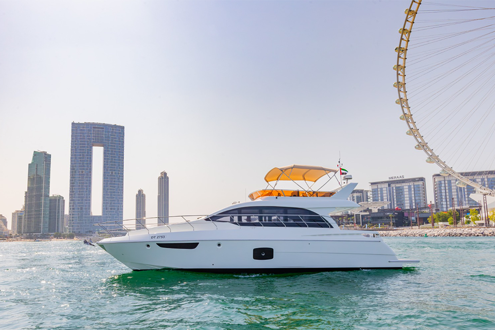 フィン ヨットレンタル ドバイ - 52 フィート - Image 2 of 7