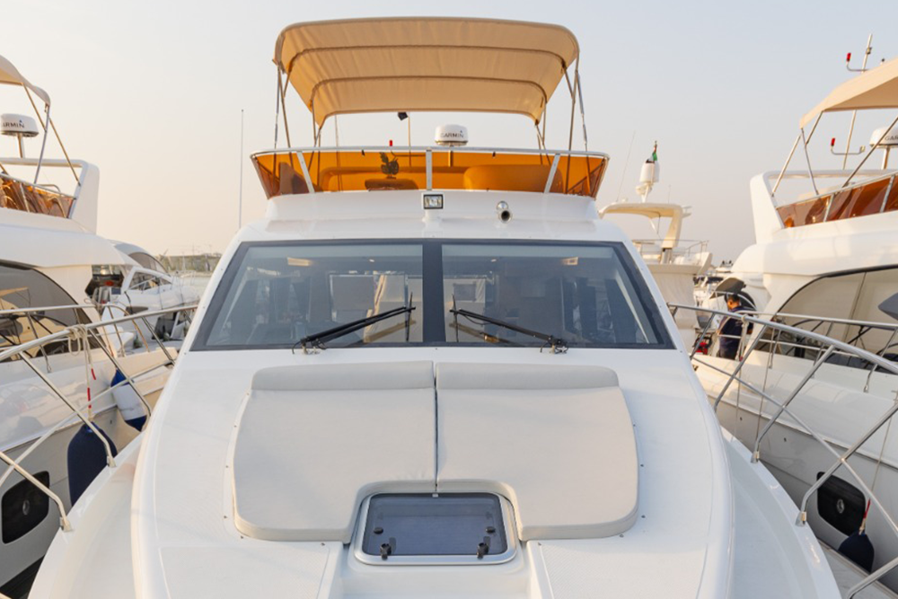 フィン ヨットレンタル ドバイ - 52 フィート - Image 5 of 7