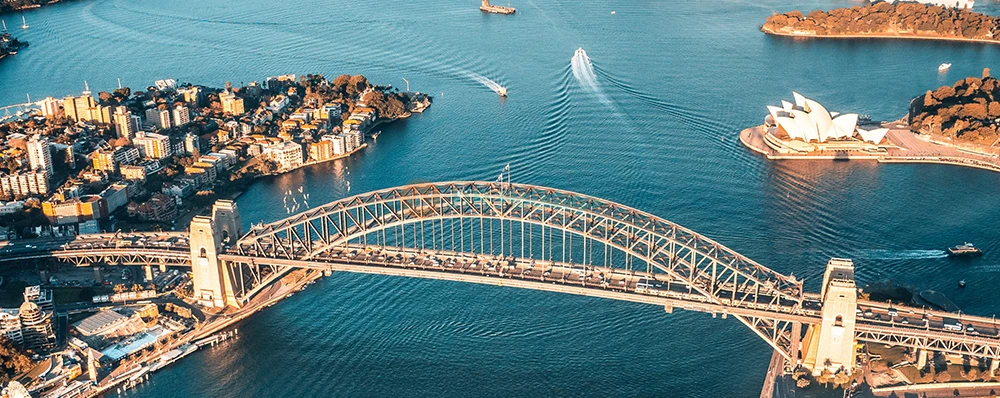 Sydney Helicopter Tour – Scenic Flight Over Sydney Harbour - JTR Holidays - Image 3 of 5