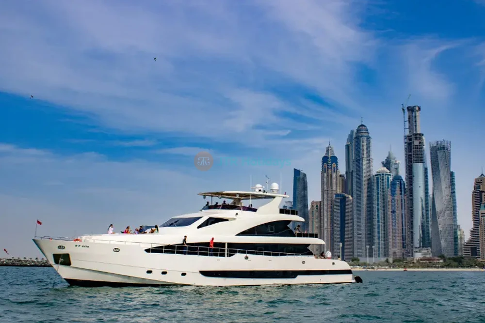 Luxury Super Yacht Experience in Dubai | Private Yacht Cruise & VIP Service-JTR Holidays - Image 6 of 10