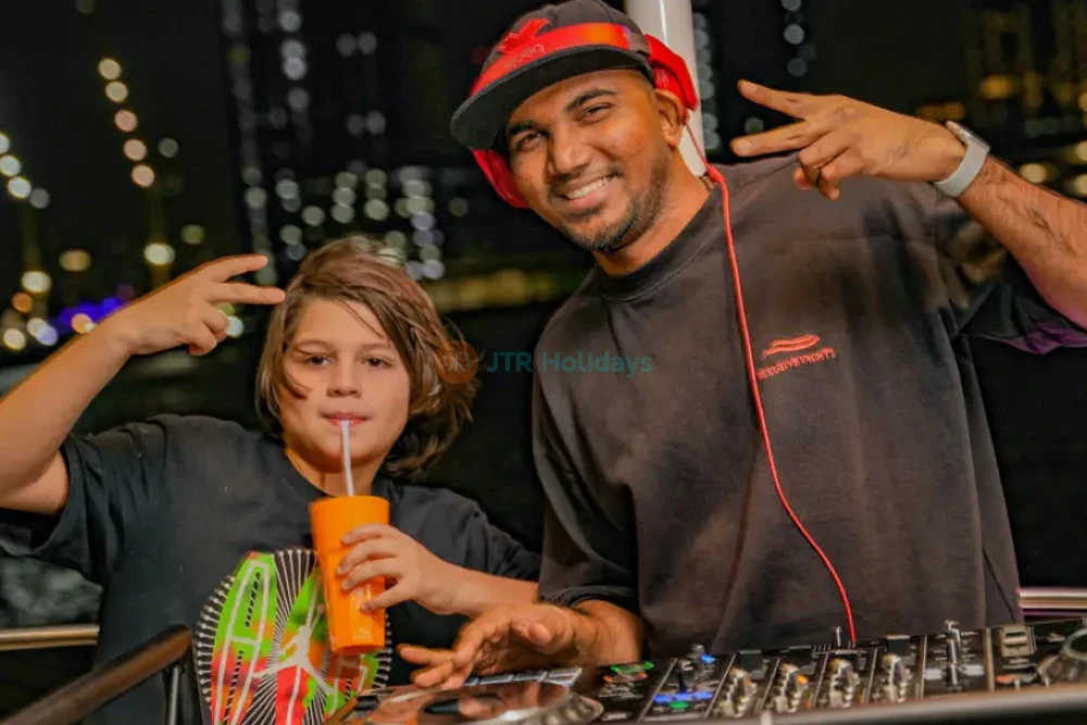 Luxury Super Yacht Experience in Dubai | Private Yacht Cruise & VIP Service-JTR Holidays - Image 9 of 10