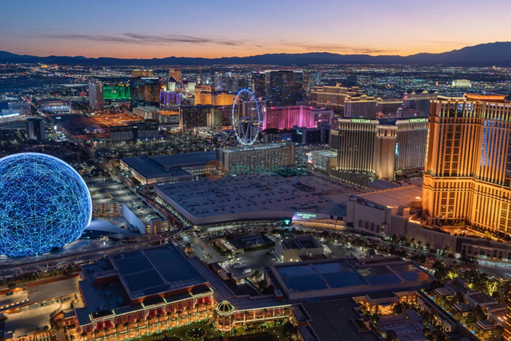 Las Vegas Helicopter Night Flight | City Views from Above - JTR Holidays
