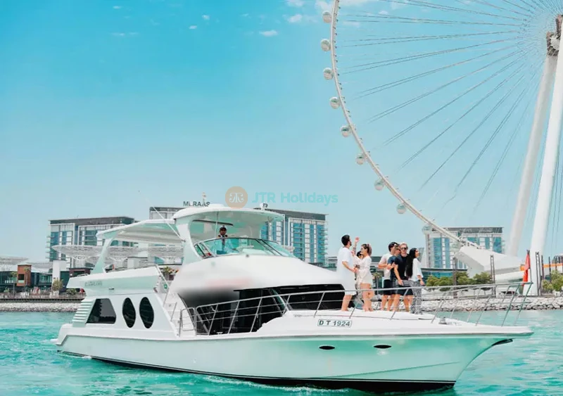 Tour in Yacht di 1 Ora a Dubai Marina