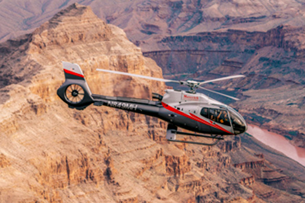 Grand Canyon Helicopter Flight Experience in Las Vegas - Image 6 of 8