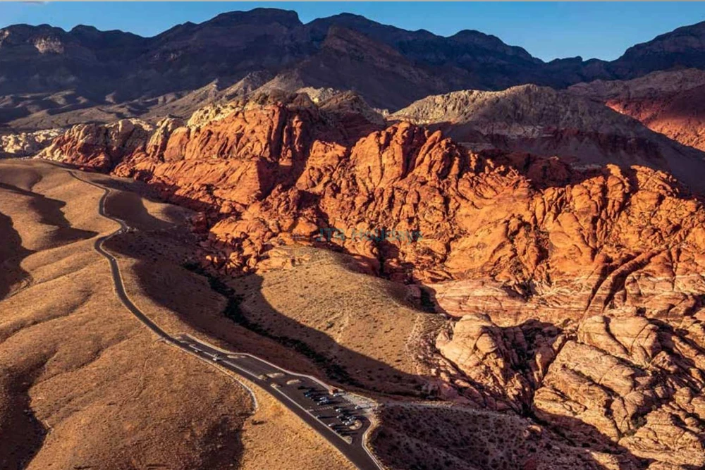 Las Vegas Red Rock Canyon Sunset Helicopter Tour | Scenic Sunset Flight - JTR Holidays - Image 6 of 7