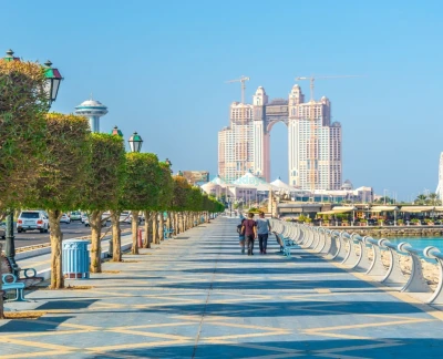 Abu Dhabi City Tour from Dubai with Sheikh Zayed Grand Mosque - Image 2 of 5
