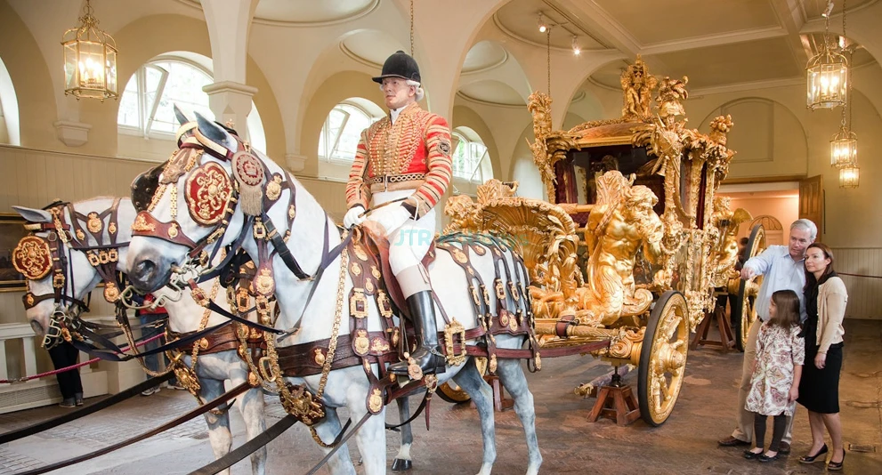 Royal Mews at Buckingham Palace - Image 1 of 5