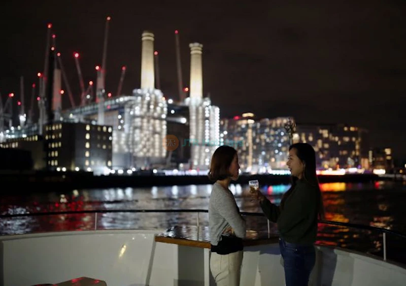 Evening Cruise on the River Thames