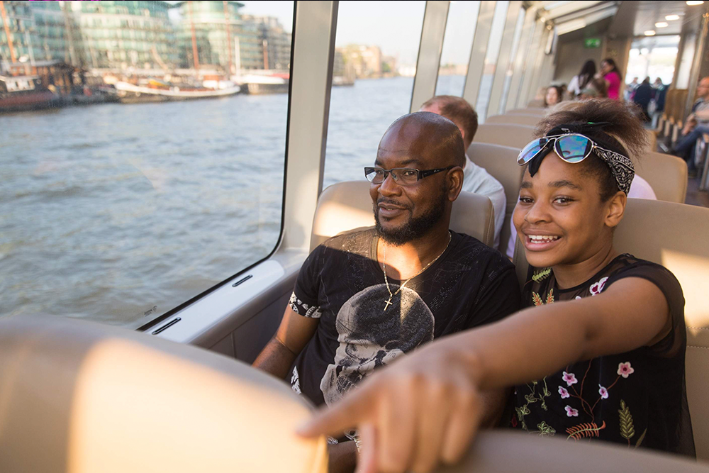 Hop-On Hop-Off-Boot auf der Themse von Thames Clippers - Bild 5 von 5