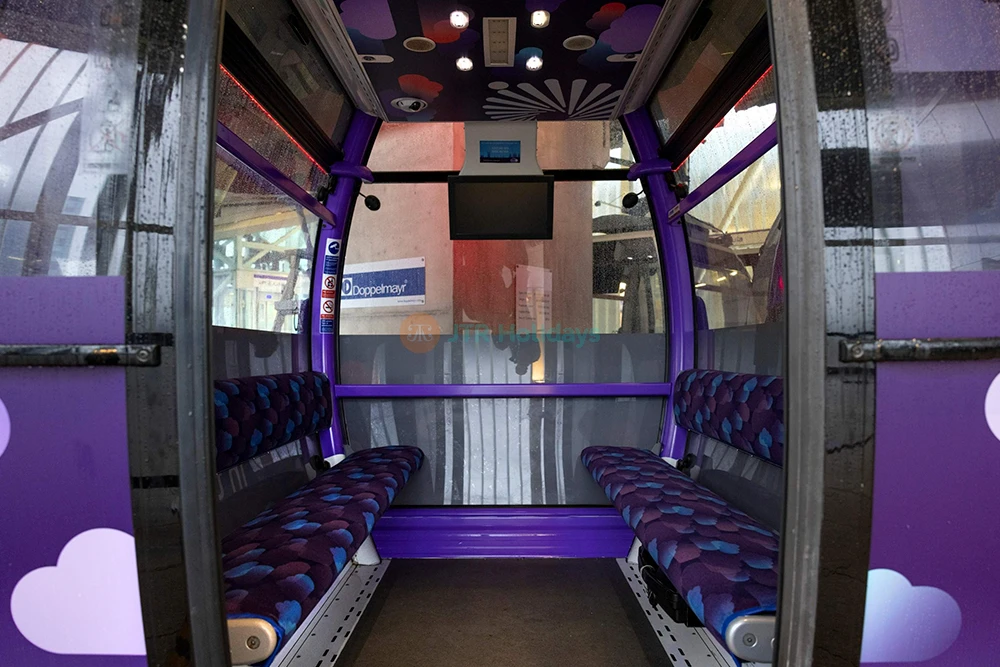 Thames Clippers Uber Boat | Explore London by River – Hop On Hop Off - JTR Holidays