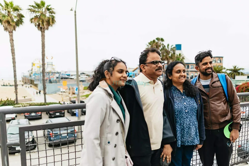 Los Angeles Half-Day Tour | Explore Top LA Attractions in Just a Few Hours - JTR Holidays