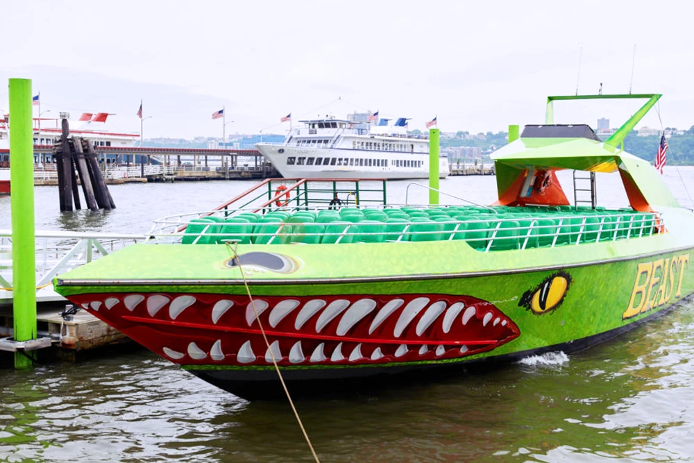 The Beast Speedboat Ride Experience in New York | High-Speed NYC Adventure - JTR Holidays