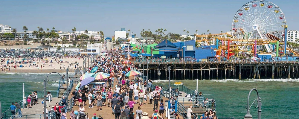 Explore LA in a Day | Full Day Grand Bus Tour of Los Angeles - JTR Holidays - Image 3 of 5