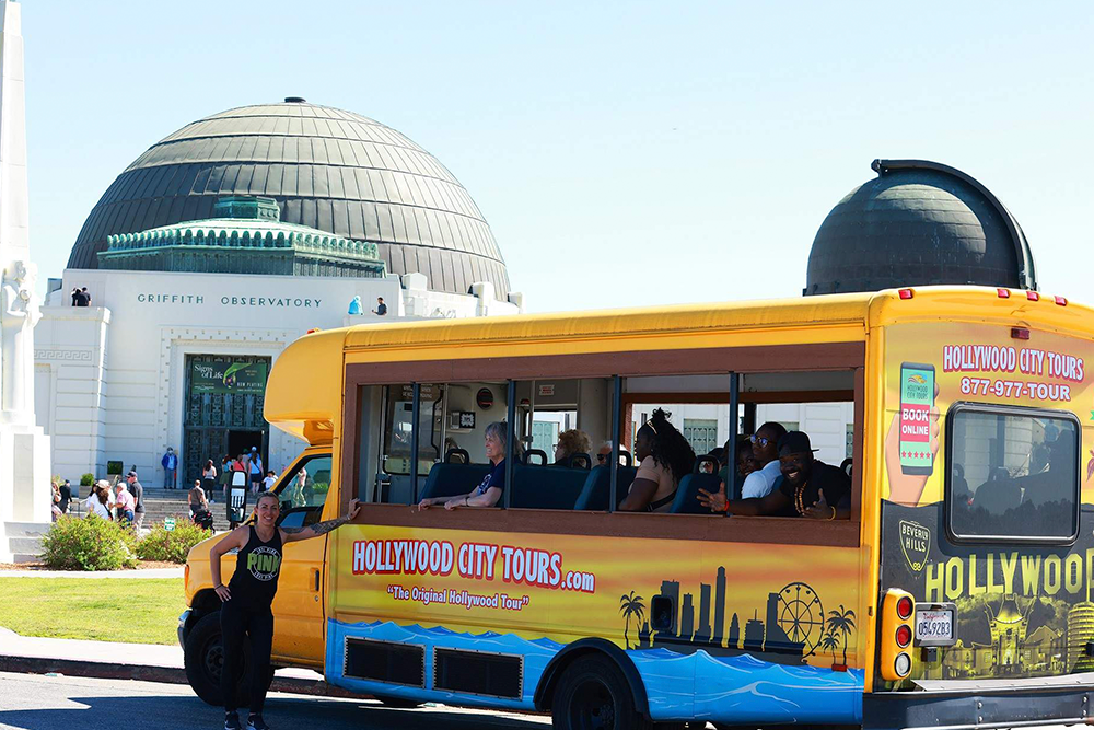 Full Day Grand Bus Tour in Los Angeles - Image 4 of 5