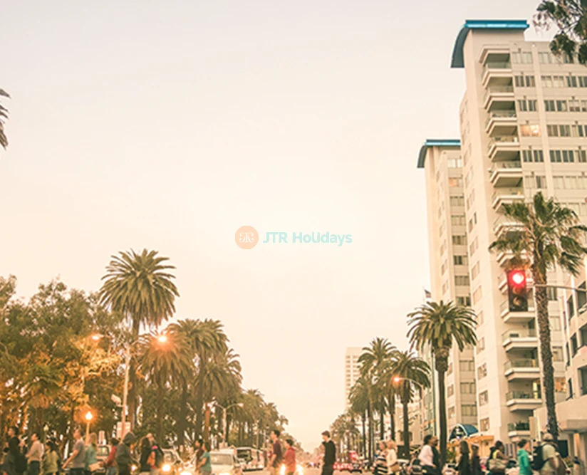 Explore LA in a Day | Full Day Grand Bus Tour of Los Angeles - JTR Holidays - Image 5 of 5