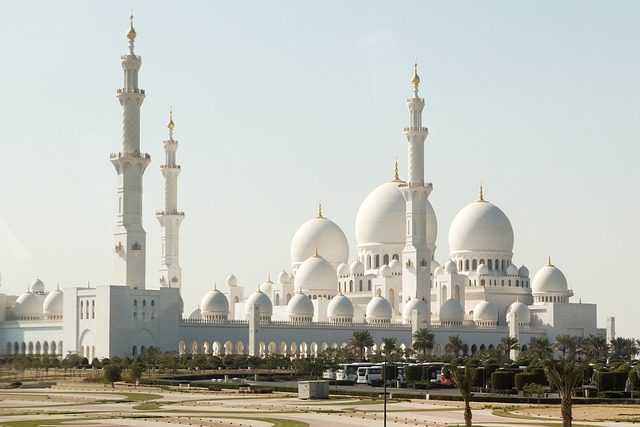 Abu Dhabi City Tour from Dubai with Sheikh Zayed Grand Mosque - Abu Dhabi Tour Includes, Visit of Grand Mosque, Heritage Village, Dates Market, Marina Mall, Yas Island & More Attractions. Lowest prices. Abu Dhabi tour must be in your itinerary to explore some of the most beautiful and most historical places of the UAE Capital. Abu Dhabi is famous for both ancient heritage and modern development. Abu Dhabi City Tour from Dubai with Sheikh Zayed Grand Mosque - Image 5 of 5
