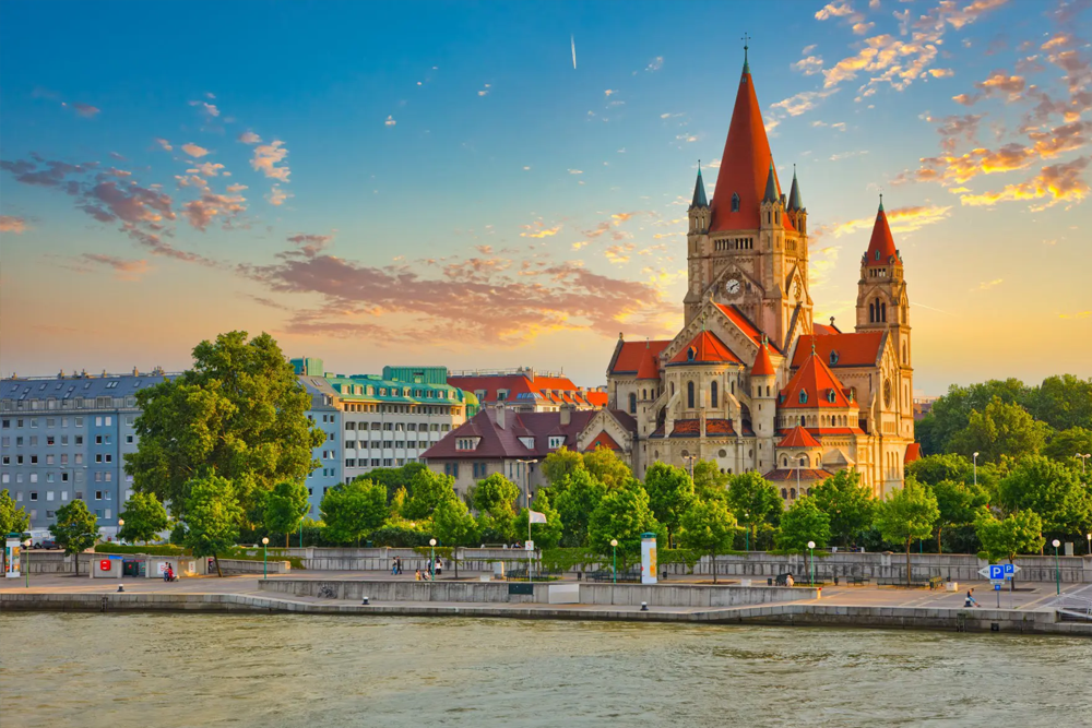 Explore Europe in 7 Days – A Piece of Europe 6 Nights Tour Package - JTR Holidays - Image 5 of 5