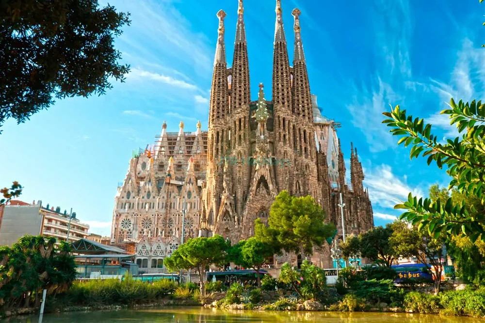 Откройте для себя очарование Лиссабона, Мадрида и Барселоны - Image 8 of 13