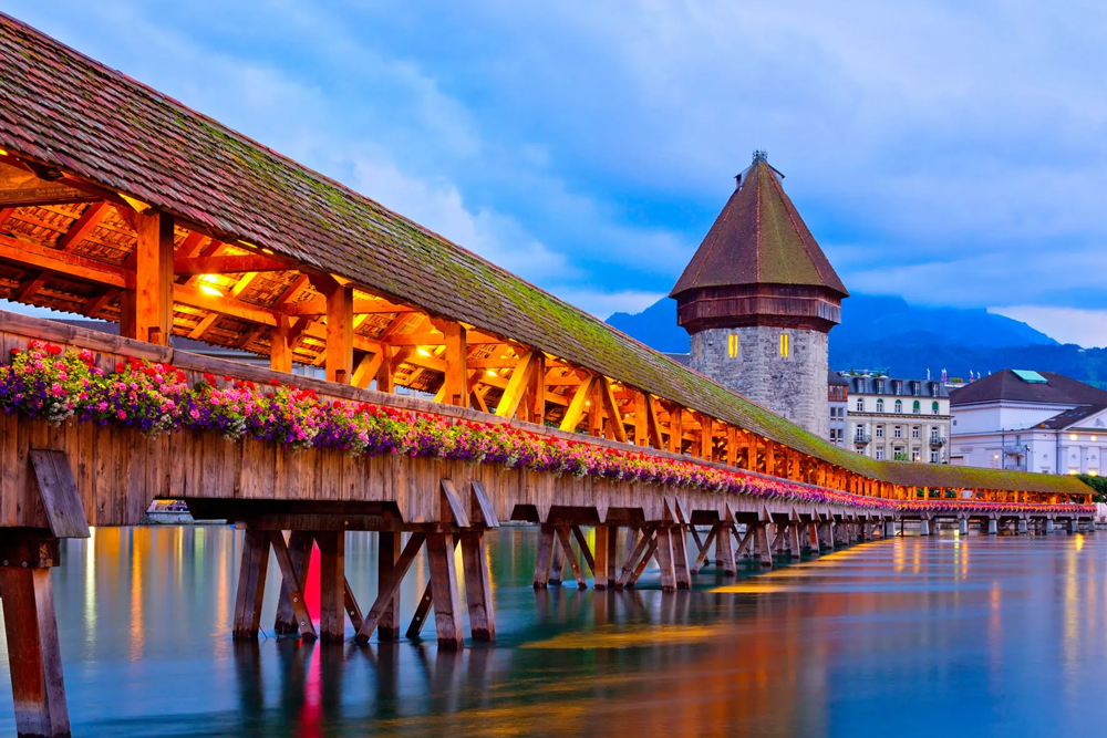 جولة أوروبية مبهرة – 6 ليالٍ و7 أيام | اكتشف أفضل المدن الأوروبية - جي تي آر هوليديز - Image 4 of 14