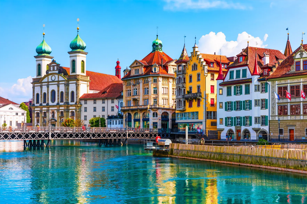 جولة أوروبية مبهرة – 6 ليالٍ و7 أيام | اكتشف أفضل المدن الأوروبية - جي تي آر هوليديز - Image 7 of 14