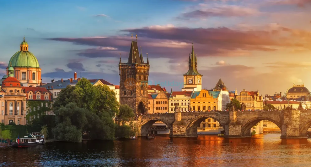 Forfait de Prague à Paris – Itinéraire de vacances en Europe 8 jours 7 nuits - JTR Vacances - Image 1 of 12