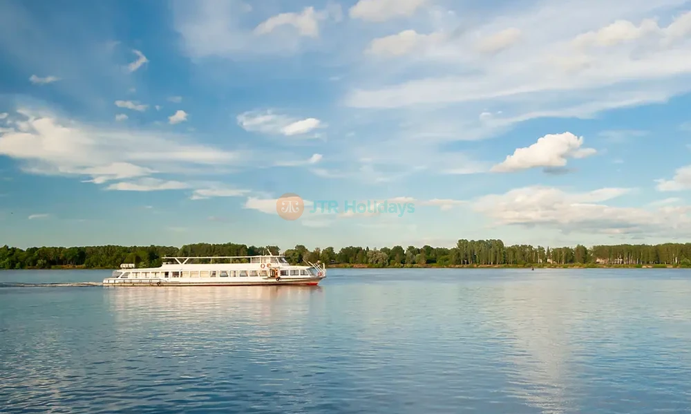 Forfait de Prague à Paris – Itinéraire de vacances en Europe 8 jours 7 nuits - JTR Vacances - Image 11 of 12