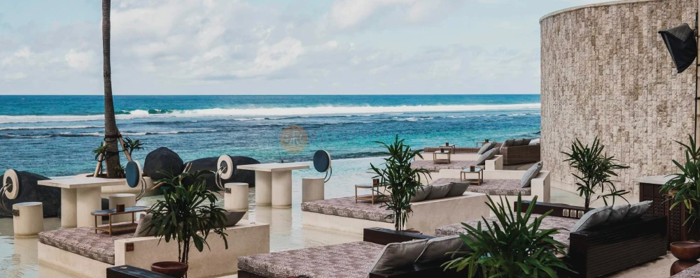 Tropical Temptation TT Beach Club Pass in Bali - Image 3 of 5