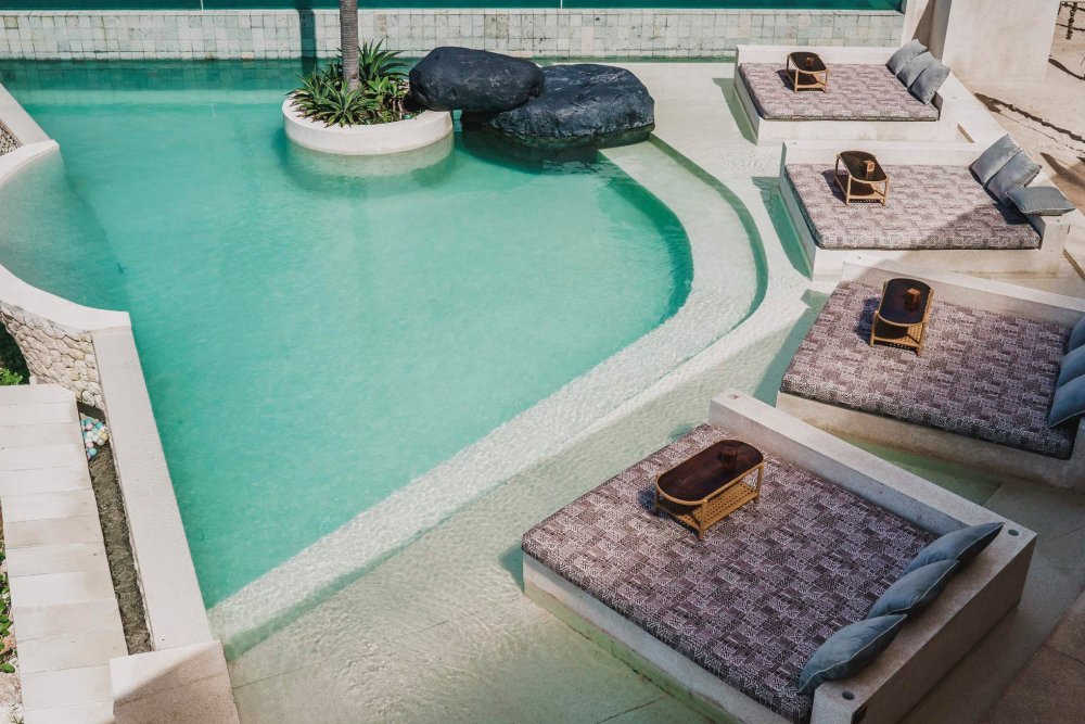 Tropical Temptation TT Beach Club Pass in Bali - Image 4 of 5