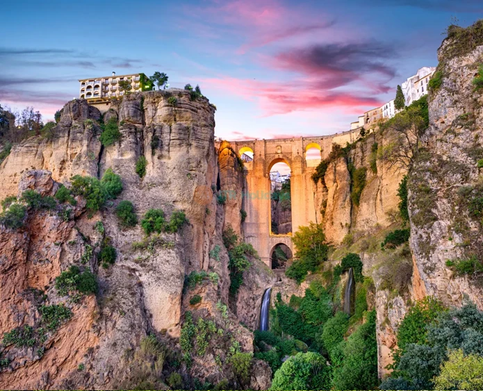 Iberian Ring - 8 ليالٍ 9 أيام - Image 2 of 5