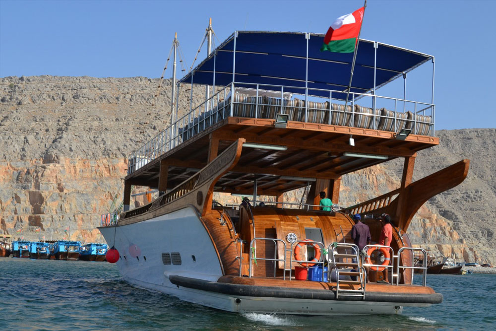 ムサンダム ステイケーション – ダウクルーズとヨットでの一泊滞在 - JTRホリデーズ - Image 7 of 8