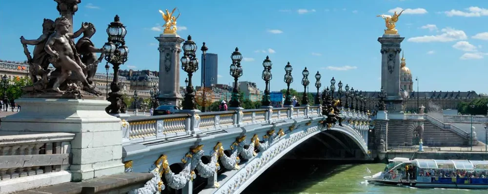 French and Swiss Spirit Tour – 7 Nights 8 Days | Paris to Switzerland Package - JTR Holidays - Imagen 4 de 5