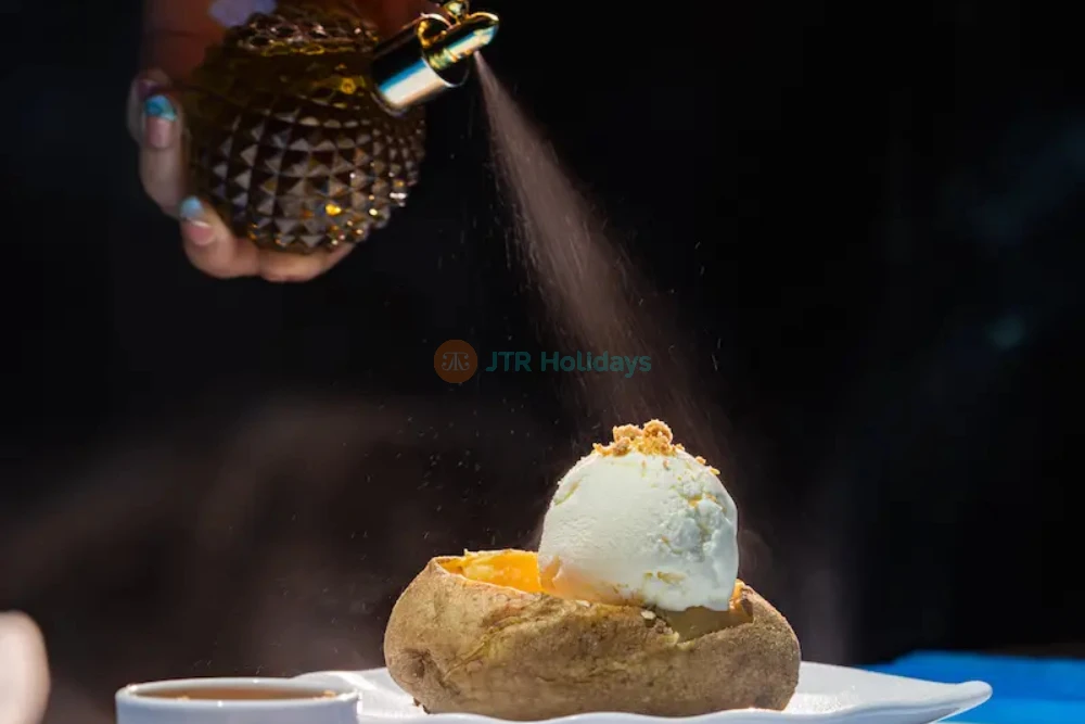 Seven Paintings Ubud Art & Dining - JTR Holidays