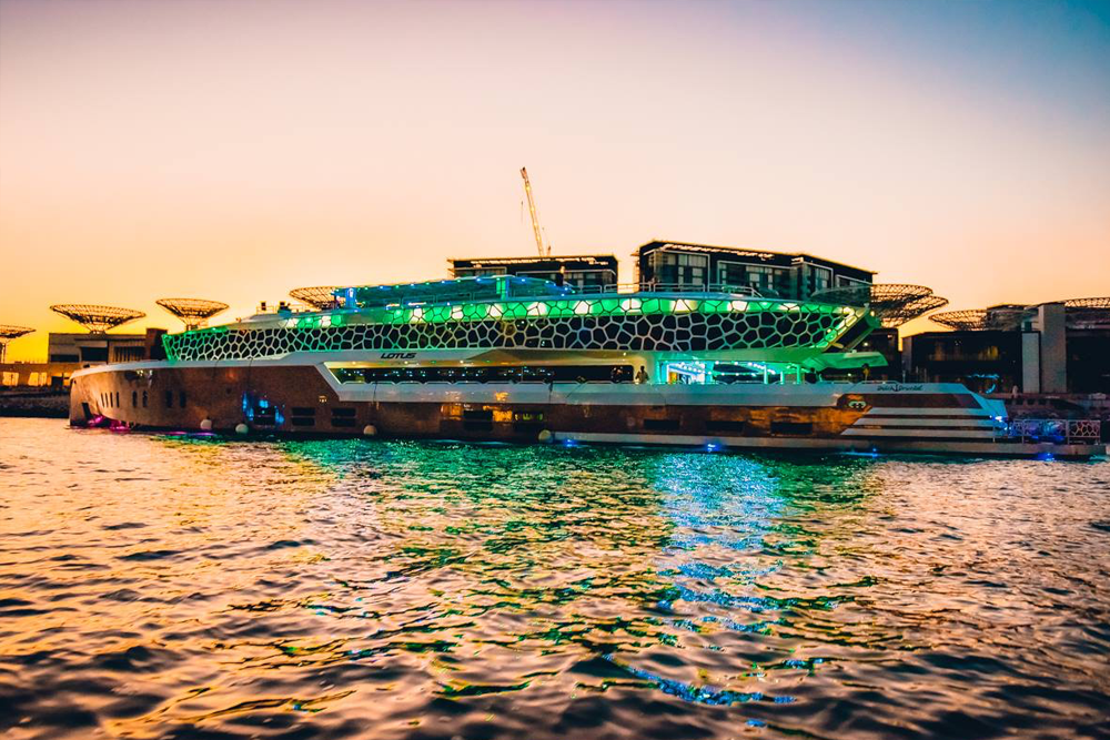 Dubai Marina Mega Yacht Dinner Cruise - Image 3 of 5