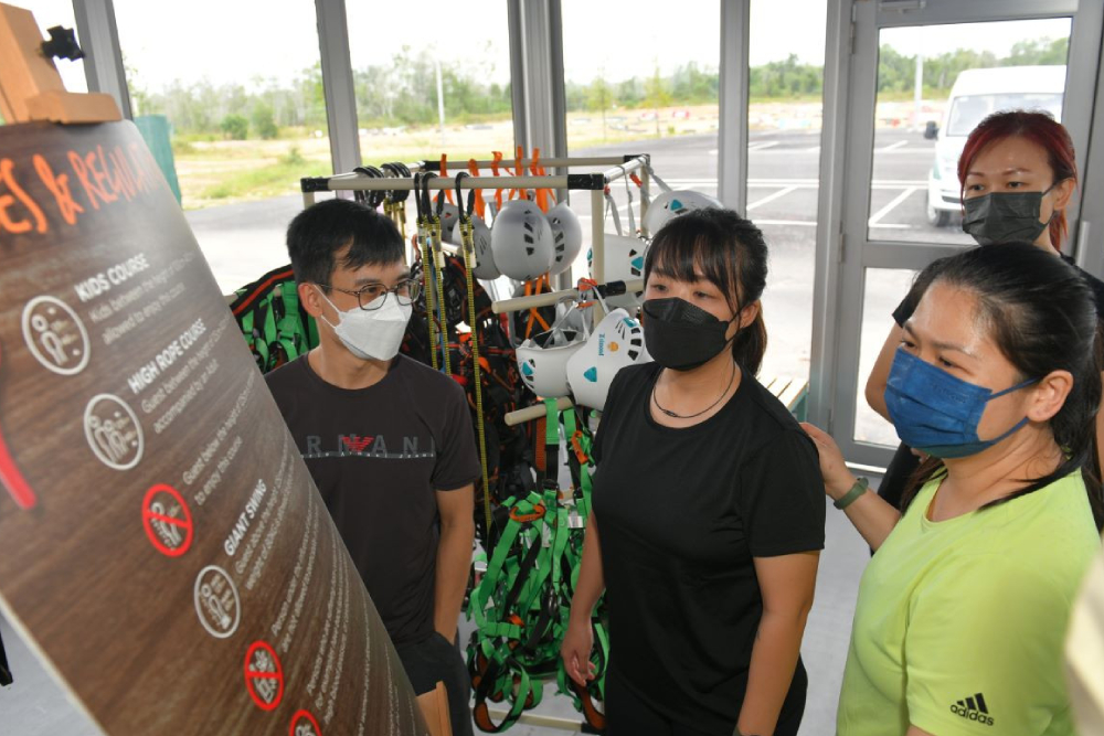 Discovery Park Ticket - Image 4 of 5