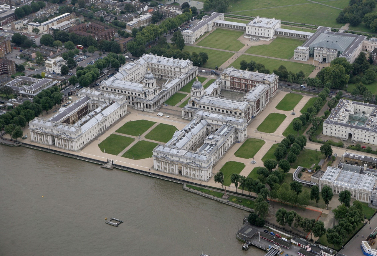 Hop-On Hop-Off-Boot auf der Themse von Thames Clippers - Image 6 of 8